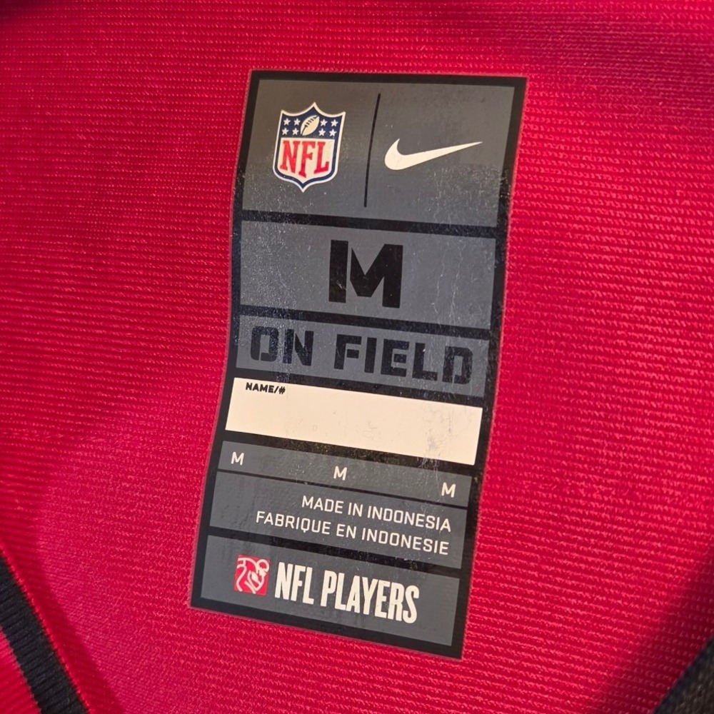 Nike Jersey Mens Medium Red Excellent Tampa Bay Buccaneers NFL Florida Graphic - Picture 3 of 8